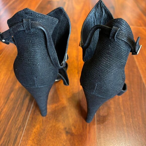 Sigerson Morrison Women's Black Sandals - Picture 3 of 7